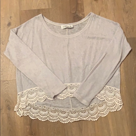 Abercrombie & Fitch - Picture 1 of 10